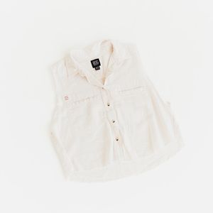 BGD Sleeveless Crop Buttondown
